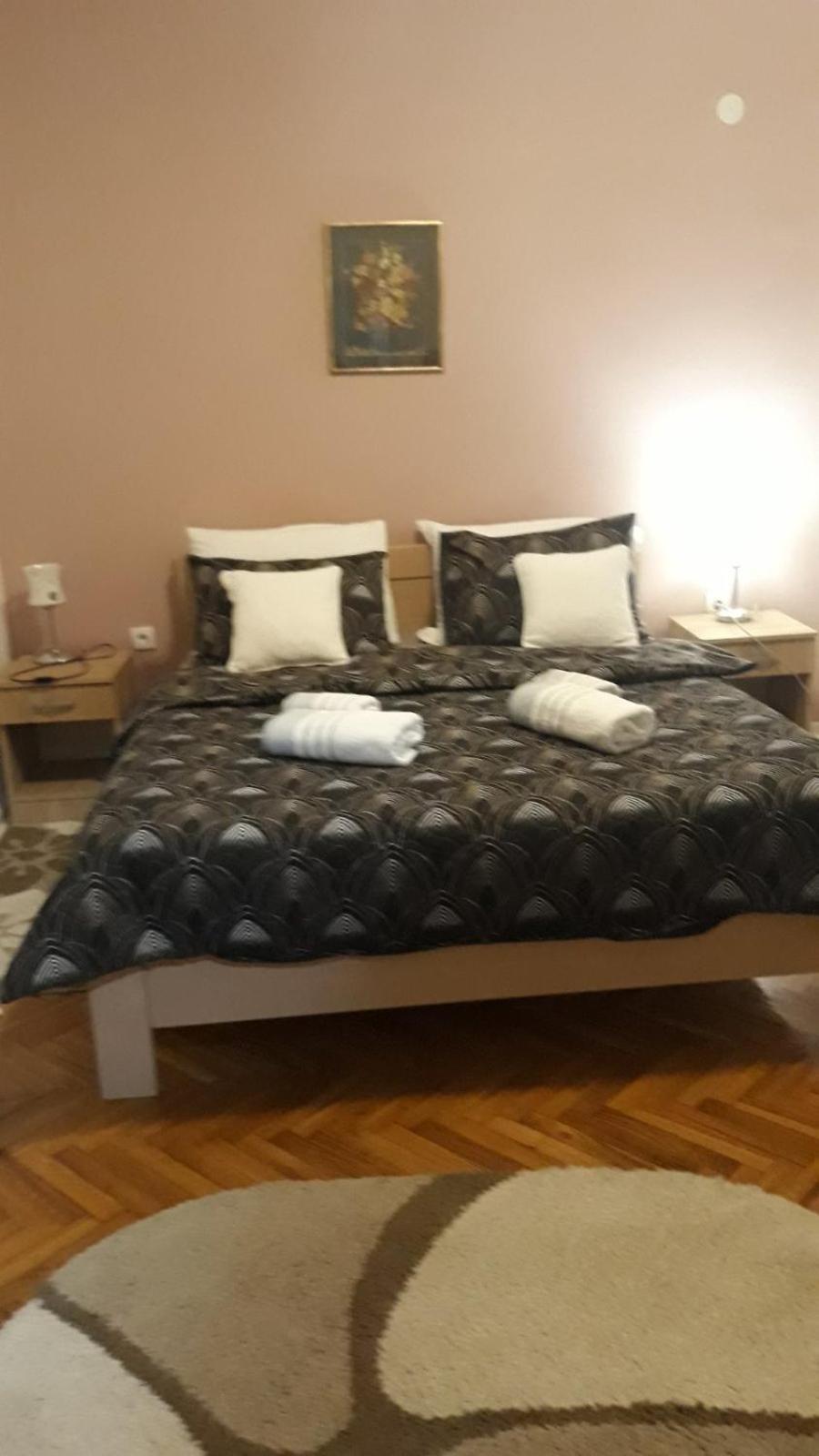 Apartment Holiday Vrnjačka Banja Oda fotoğraf
