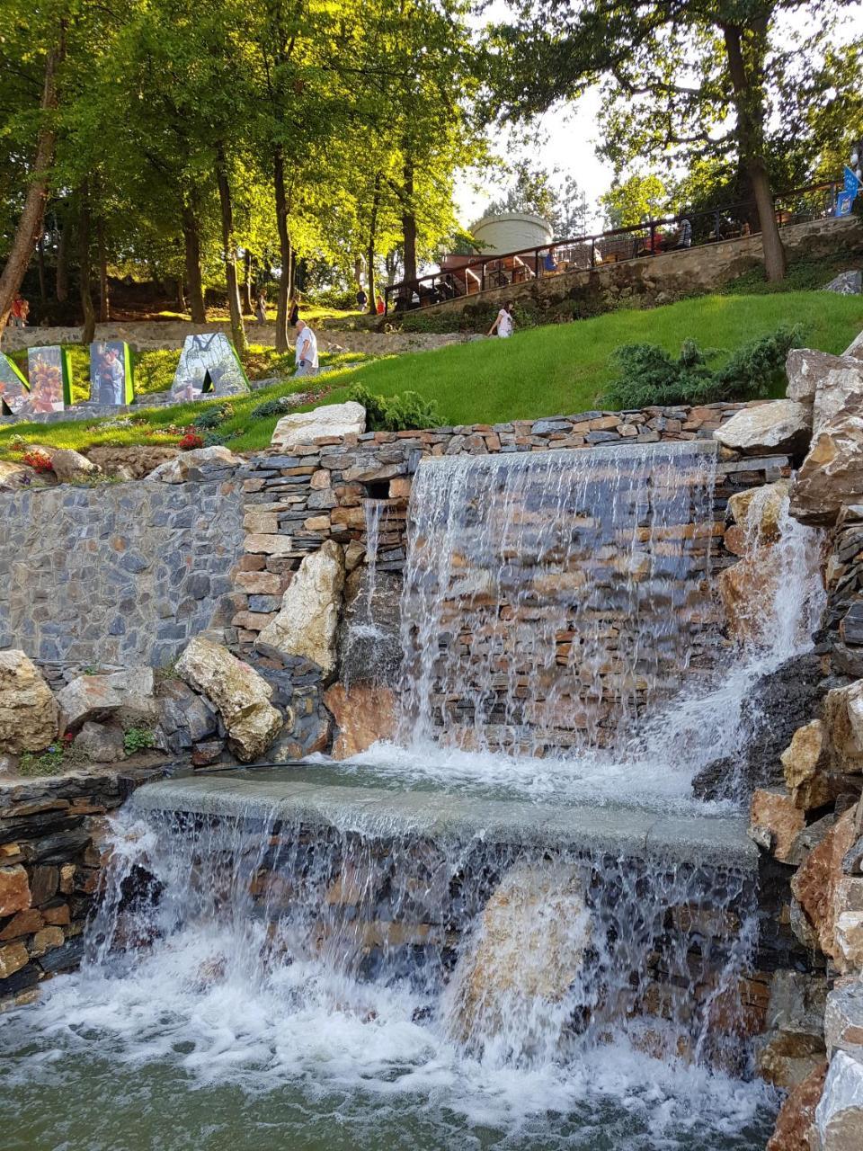 Apartment Holiday Vrnjačka Banja Dış mekan fotoğraf