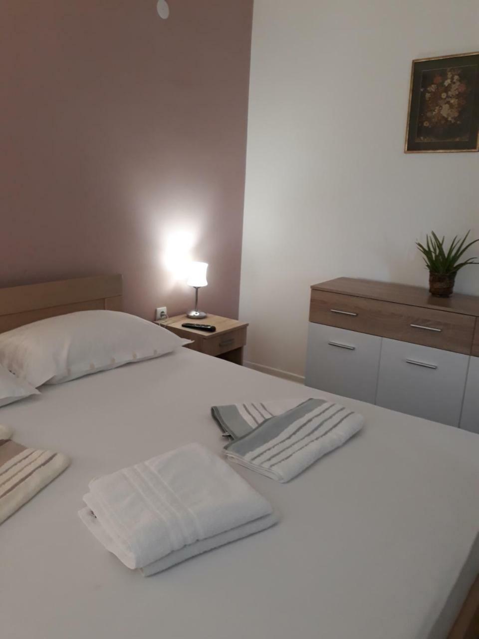 Apartment Holiday Vrnjačka Banja Dış mekan fotoğraf